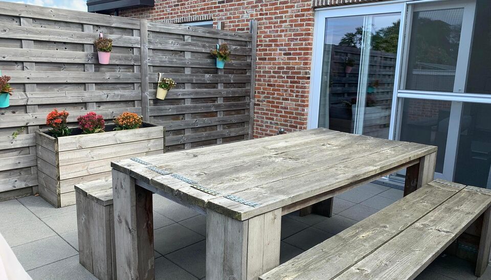 bd2842cc-28f2-41db-bfad-c003588079ad/b17f3d9c-b5b7-490e-b33c-969bb24ae987